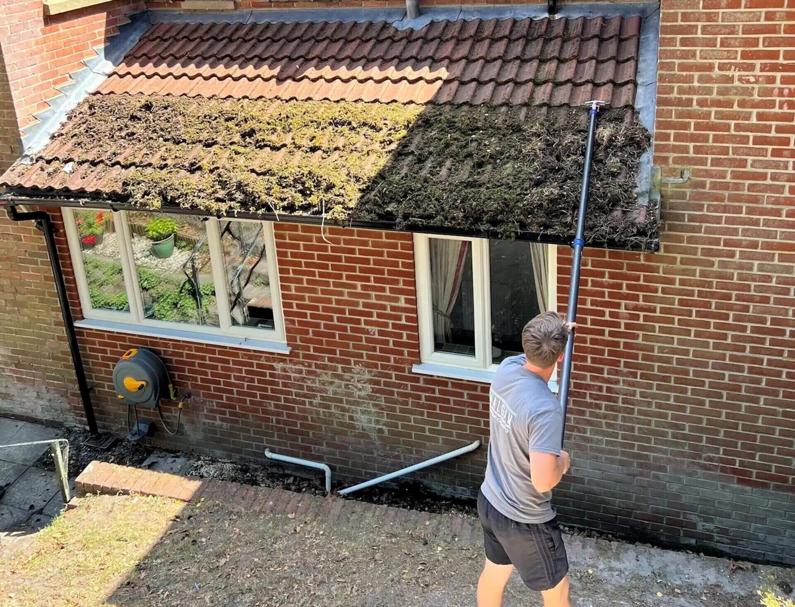 roof cleaning in Hinckley