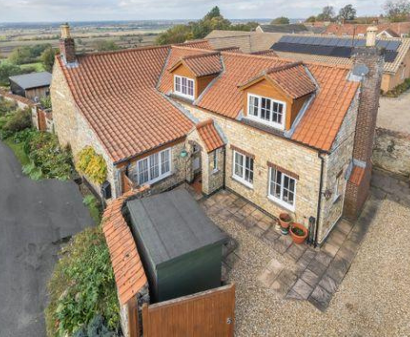 Roofers in Stoke Golding